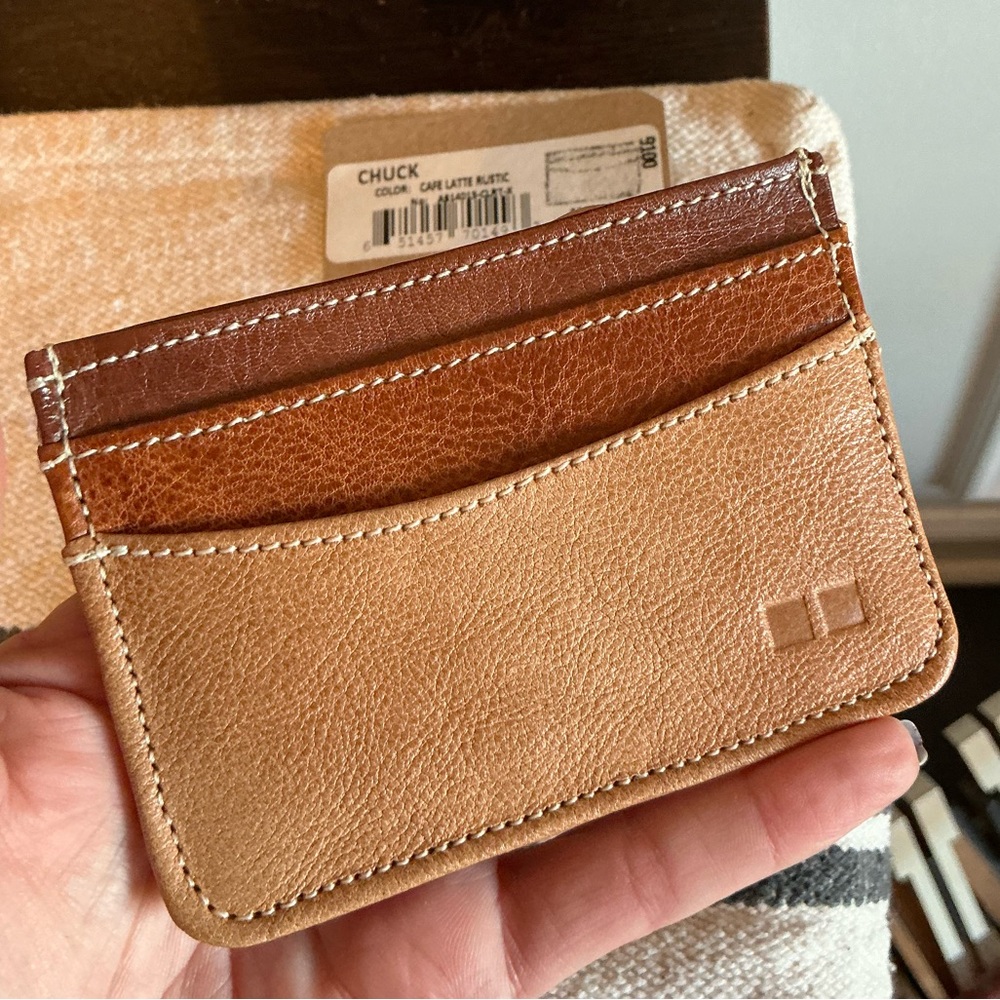 NWT Bed Stu Leather Chuck Card Wallet Cafe Latte Retail $65 - Picture 3 of 9